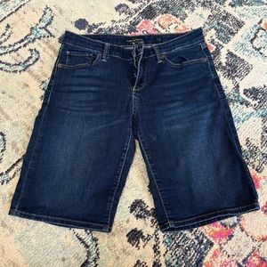Lucky Brand Bermuda Shorts size 29